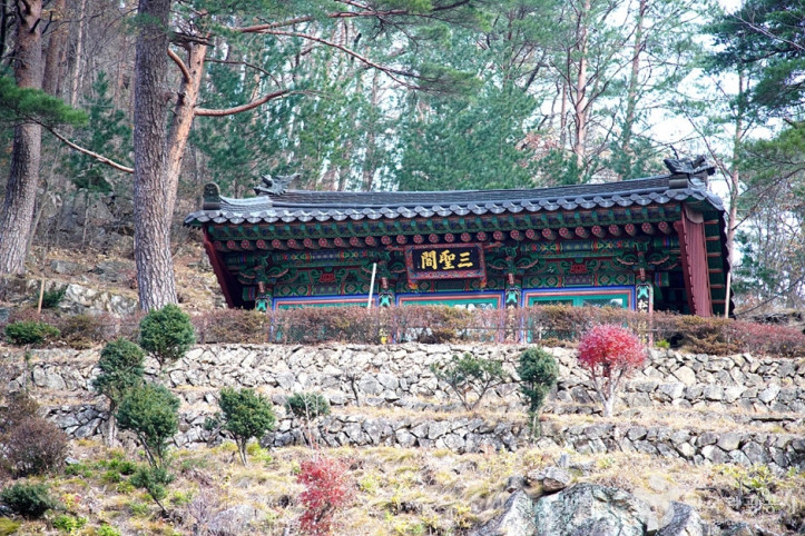 금강사(강릉) 여행 추천 - 메고지고