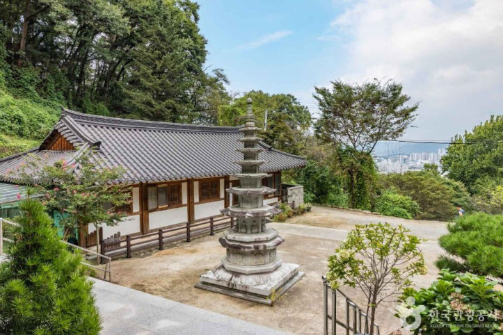 연화사(청주) 여행 추천 - 메고지고