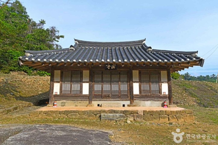 금화서원 여행 추천 - 메고지고