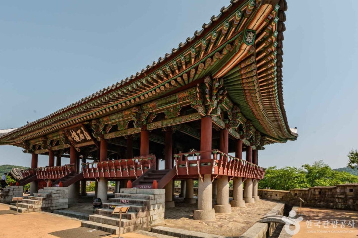 촉석루 여행 추천 - 메고지고