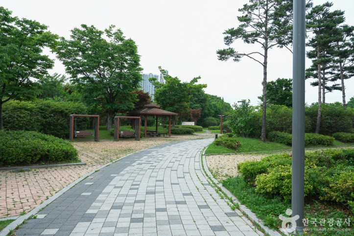 경인아라뱃길 시천공원 여행 추천 - 메고지고