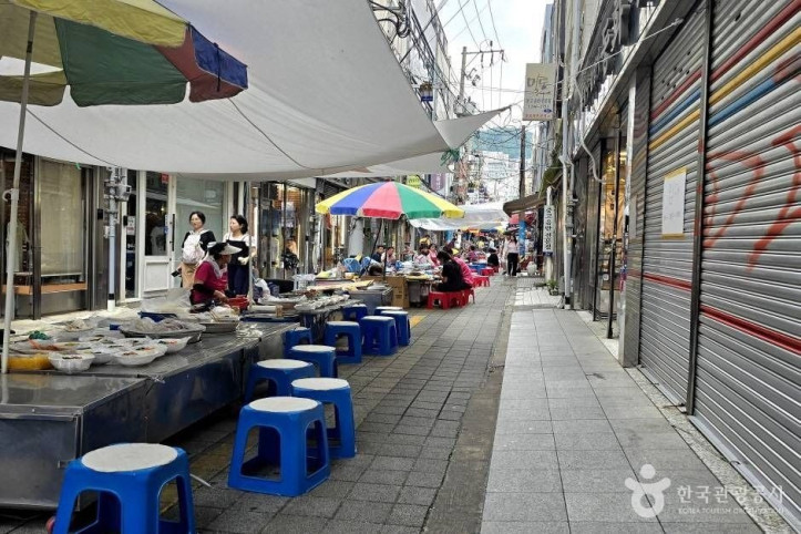 국제시장 먹자골목 여행 추천 - 메고지고