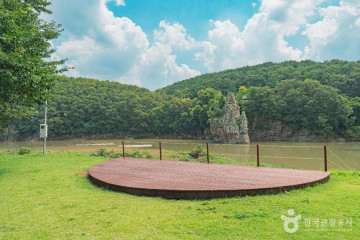 선바위(입암) 여행 추천 - 메고지고