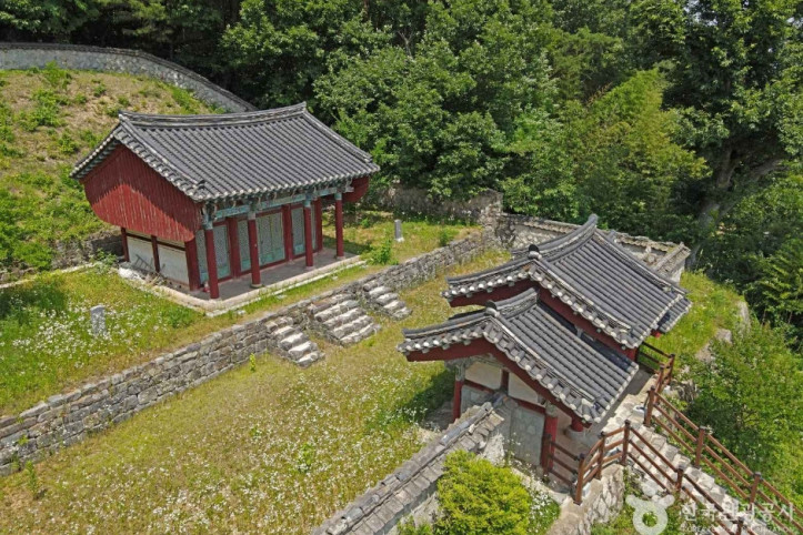 부산서원 여행 추천 - 메고지고