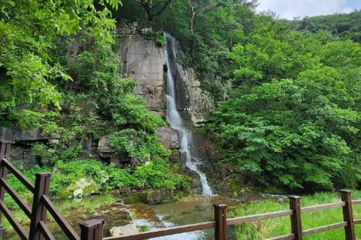 청량폭포 여행 추천 - 메고지고