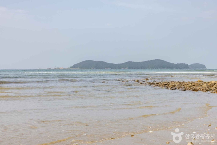 장돌해수욕장 여행 추천 - 메고지고
