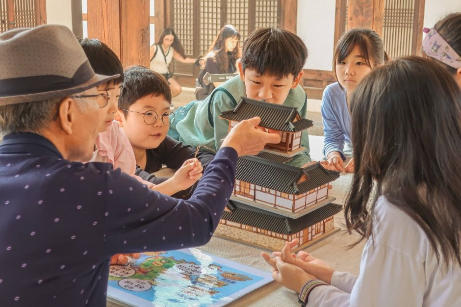 공공한옥 밤마실 여행 정보 - 메고지고