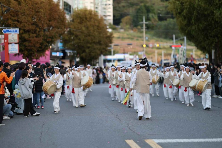 여수동동북축제 여행 정보 - 메고지고