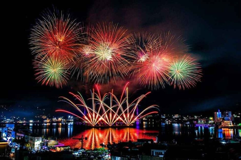 여수밤바다 불꽃축제 여행 정보 - 메고지고