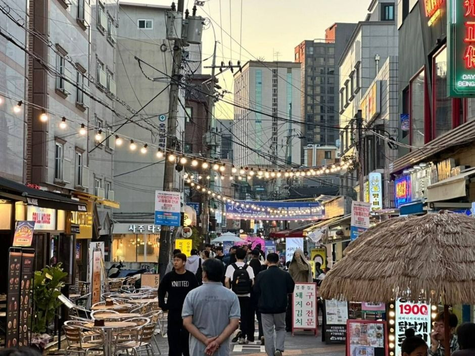 뿅뿅! 청춘오락실 : 샤로수길 청춘들의 다섯가지 즐거움 여행 정보 - 메고지고