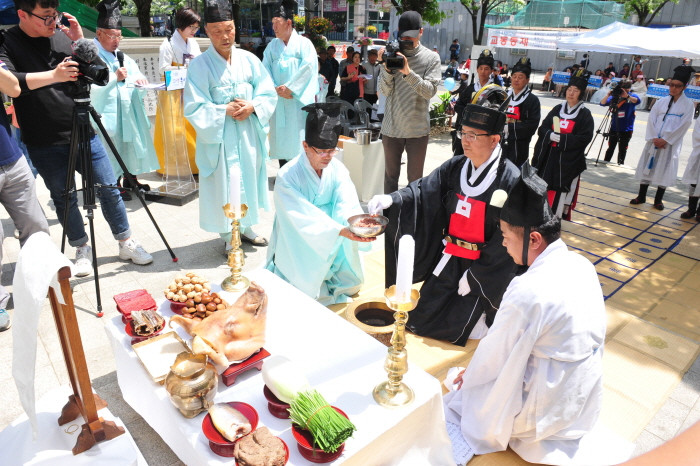 유성온천문화축제 여행 정보 - 메고지고