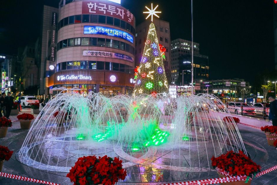 광복로 겨울빛 트리축제 여행 정보 - 메고지고