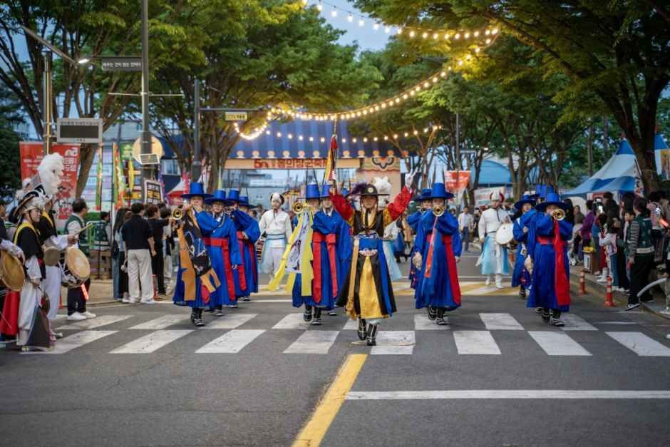 의령 홍의장군 축제 여행 정보 - 메고지고