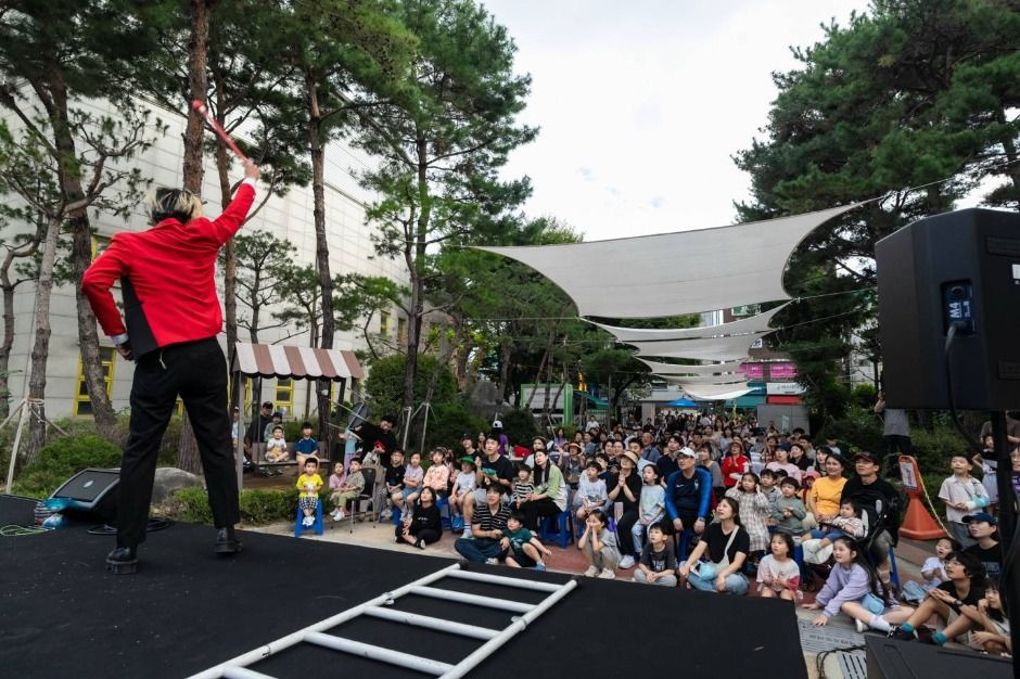 성북거리문화축제 <다다페스타> 여행 정보 - 메고지고
