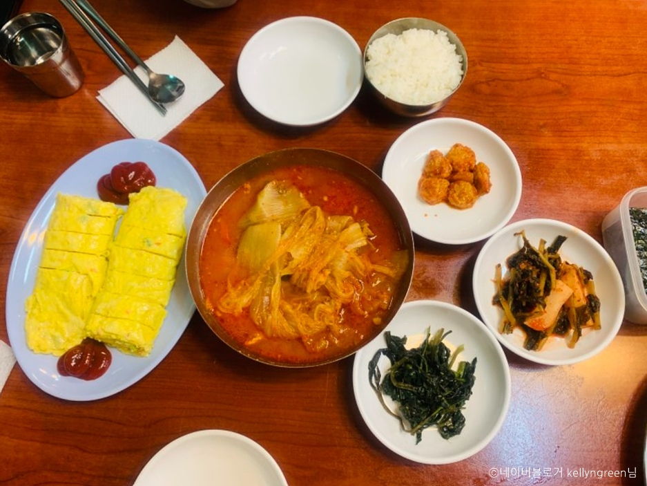 굴다리식당 여행 추천 - 메고지고 굴다리식당 여행 추천 - 메고지고