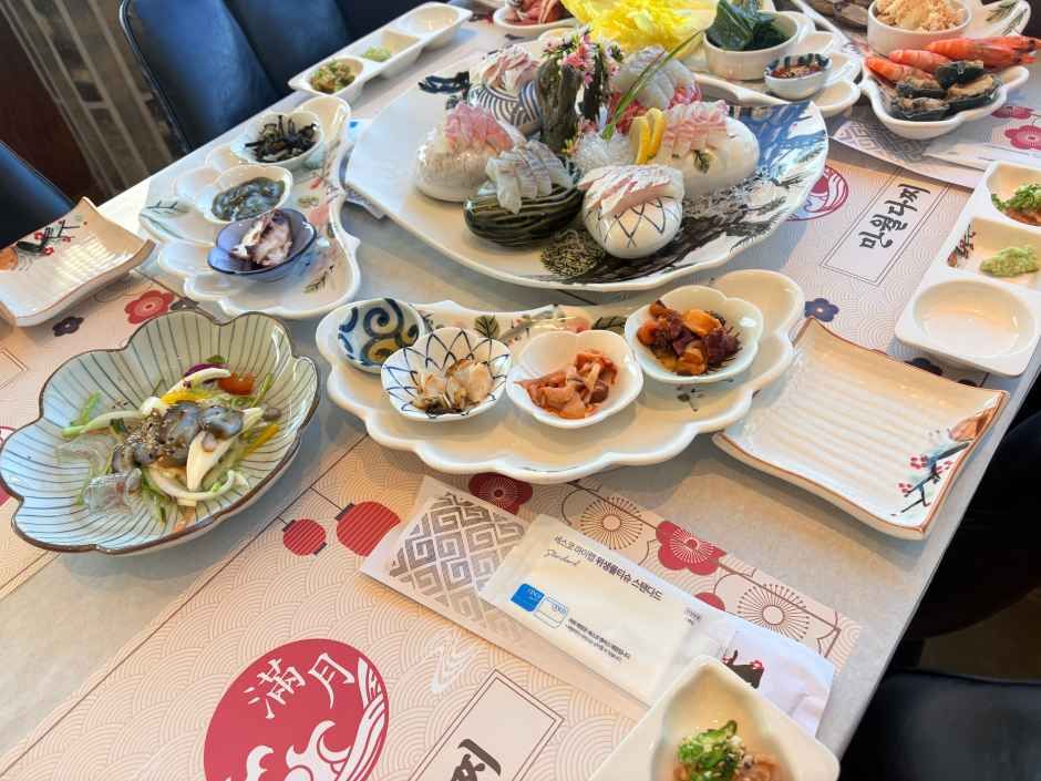 만월다찌 여행 추천 - 로드트립