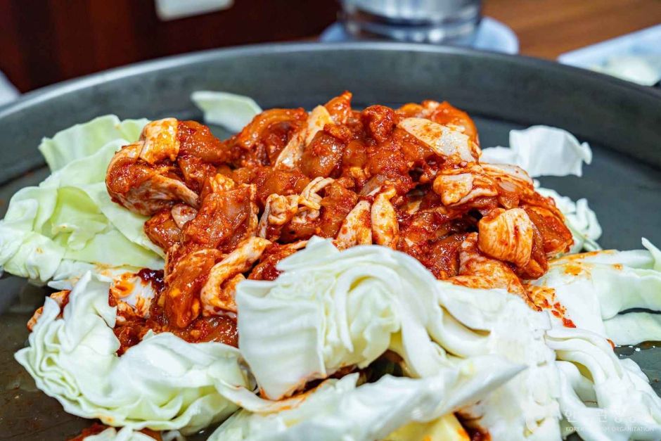 우미닭갈비 본점 여행 추천 - 메고지고