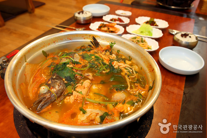 부산식당 (외국어사이트용) 여행 추천 - 메고지고 부산식당 (외국어사이트용) 여행 추천 - 메고지고