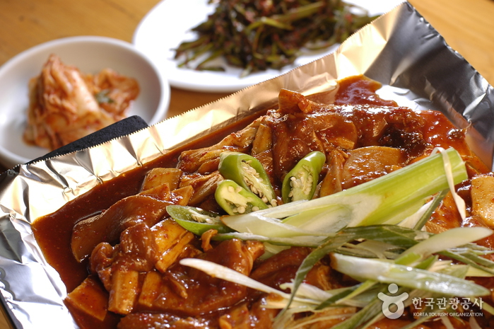 굼부리식당 여행 추천 - 메고지고