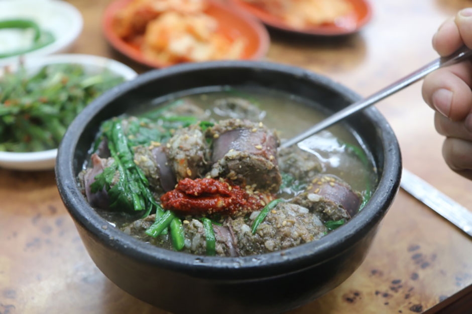 신창국밥 본점 여행 추천 - 메고지고