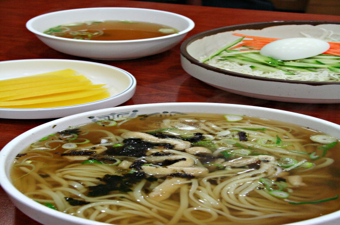 서문우동 여행 추천 - 메고지고 서문우동 여행 추천 - 메고지고