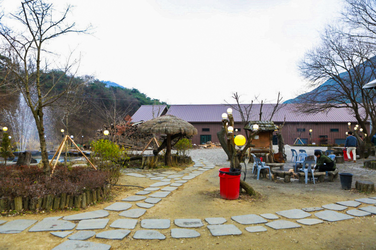 팔공산장작구이 여행 추천 - 메고지고