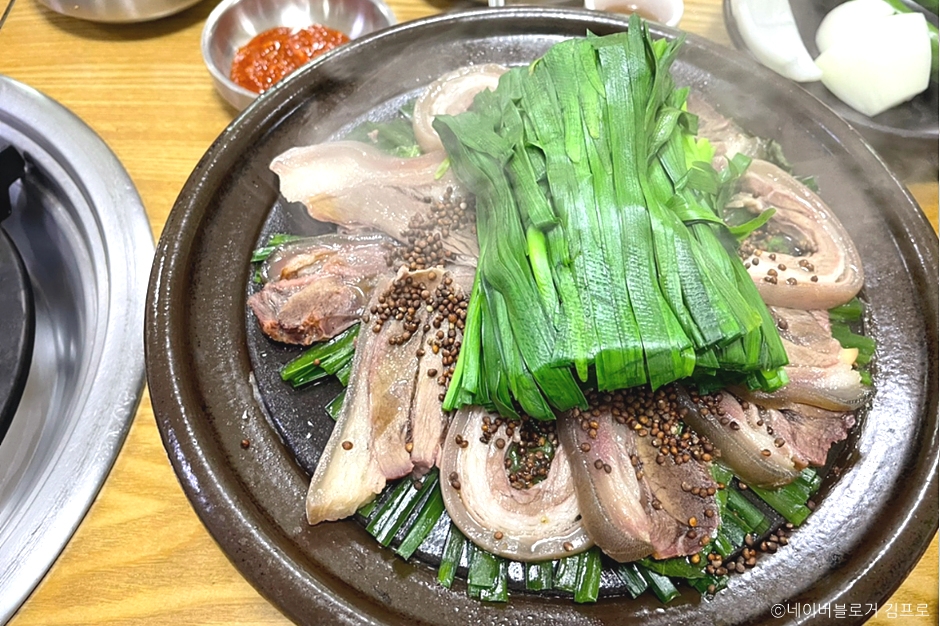 무등산수만리염소탕 강남점 여행 추천 - 메고지고 무등산수만리염소탕 강남점 여행 추천 - 메고지고