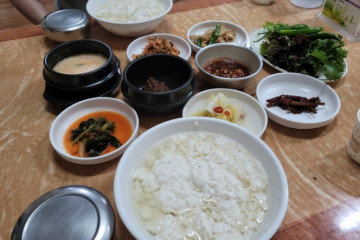 백번의봄 여행 추천 - 메고지고