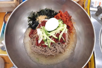 무등산수만리염소탕 강남점 여행 추천 - 메고지고