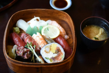 참이맛감자탕 행신본점 여행 추천 - 메고지고