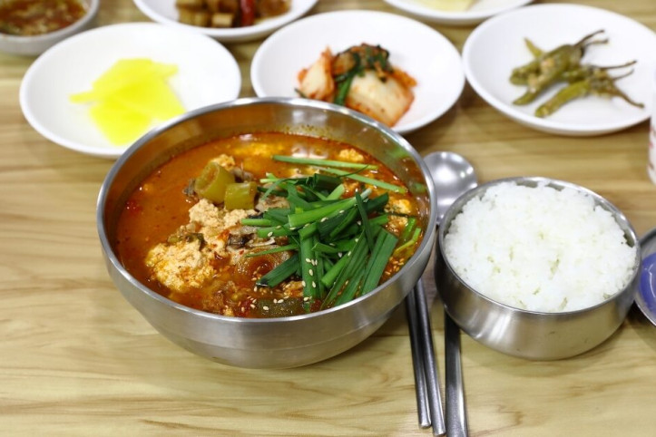 강릉짬뽕순두부_강릉본점_1_공공3유형.jpg