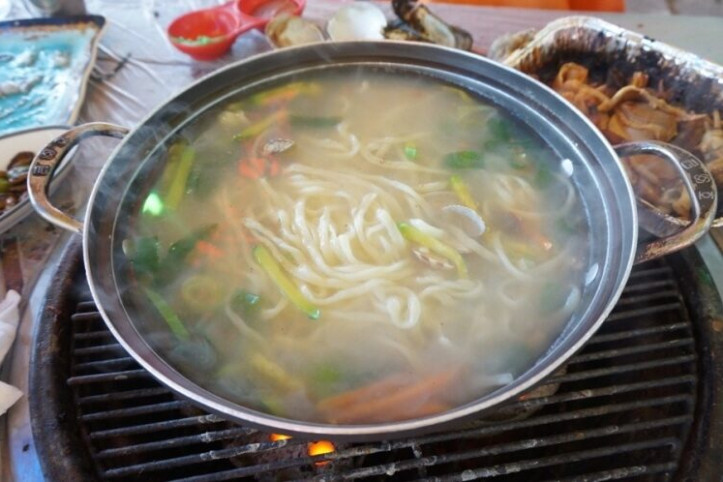 보경이네불타는조개구이_3_공공3유형.jpg