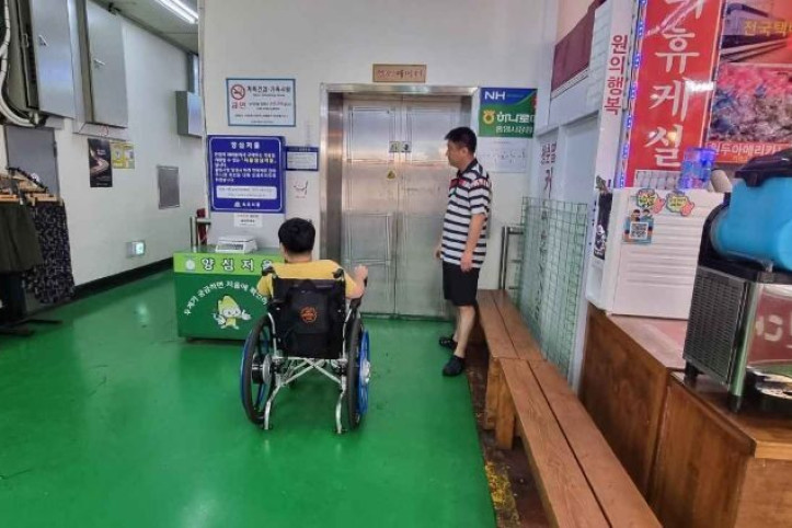 속초관광수산시장_회센터_7_공공1유형.jpg