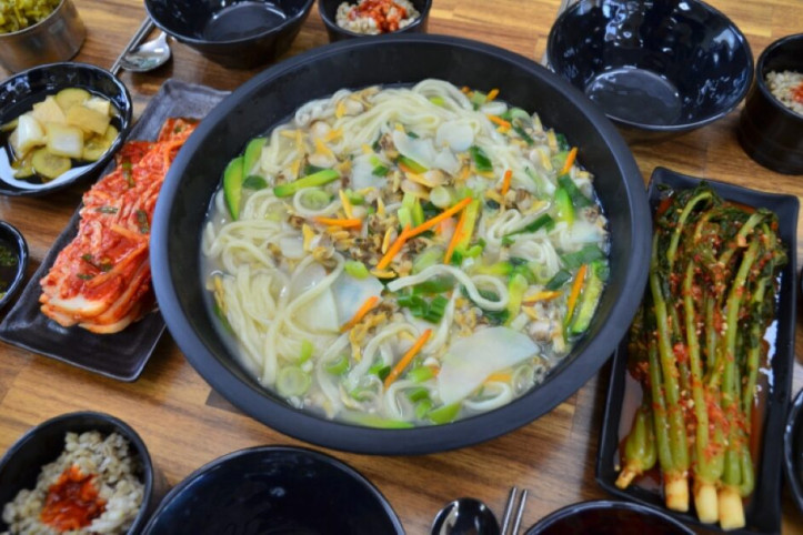 11호남도할머니칼국수_2_공공3유형.jpeg