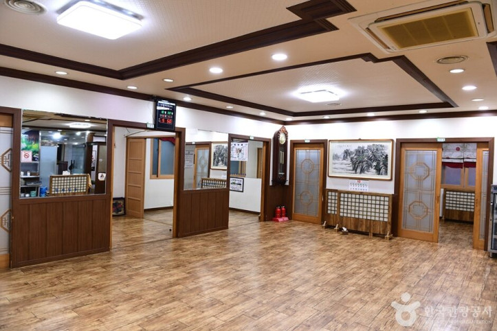 옥천골한정식_2_공공3유형.jpg