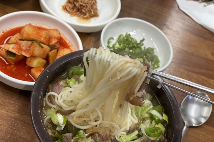 60년전통예산장터국밥_4_공공3유형.jpg