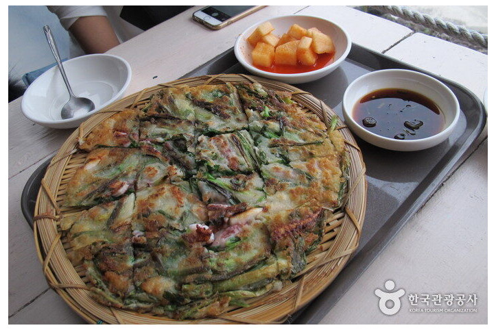 검은여닭도가니_1_공공3유형.jpg