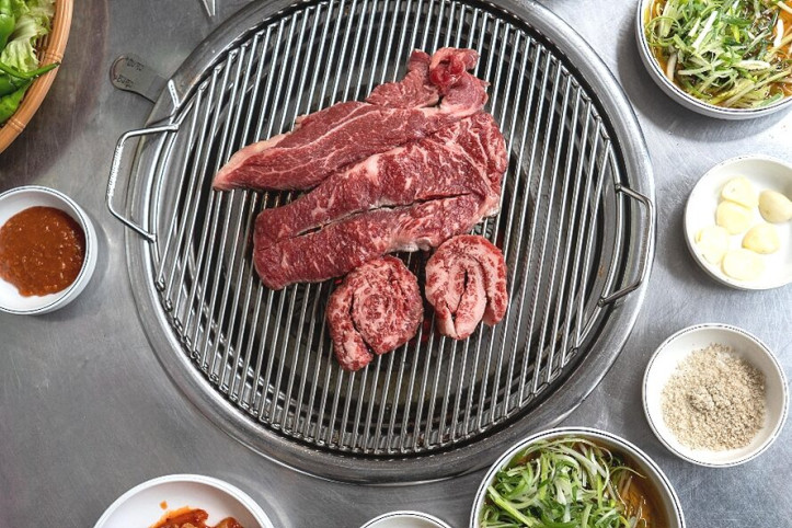 육영토종한우_본점_4_공공3유형.jpg