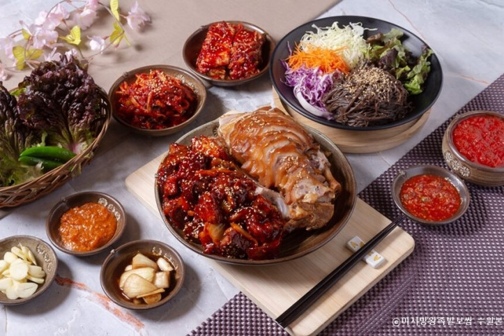 이서방왕족발보쌈_수원본점_1_공공3유형.jpg