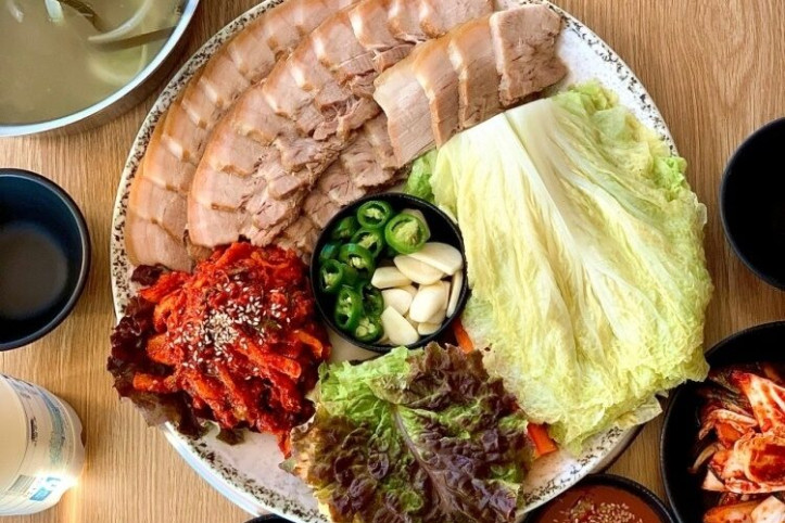 안림홍두깨칼국수보쌈_1_공공3유형.jpg