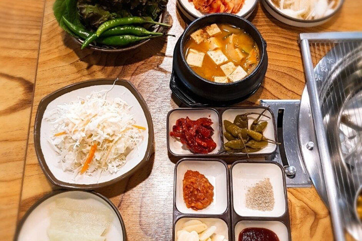 춘천에서_온_숯닭_5_공공3유형.jpg