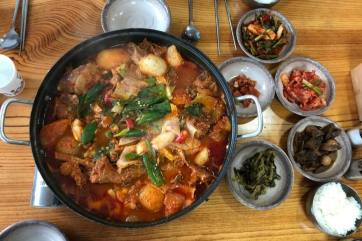 가현산_잔치국수_4_공공3유형.jpg
