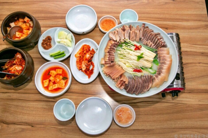 유산리토종순대국_4_공공3유형.jpg