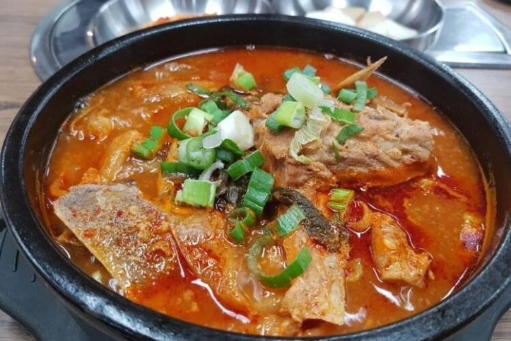 신정골해장국_본점_1_공공3유형.jpg