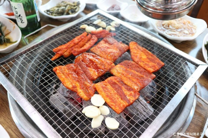 홍천조박사화로구이_4_공공3유형.jpg