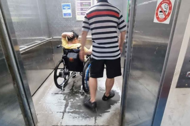 속초관광수산시장_회센터_8_공공1유형.jpg