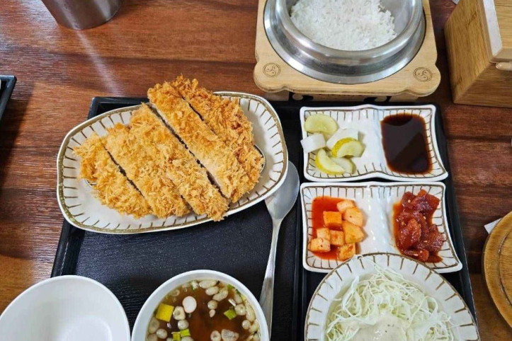 지평돈가스솥밥_2_공공1유형.jpg