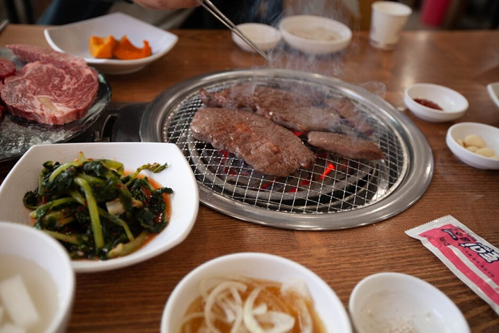 착한우리한우정육식당_1_공공3유형.jpg