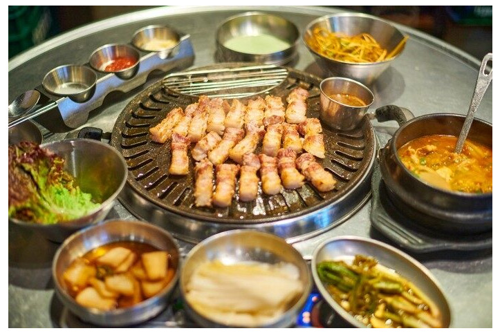 하하&김종국의_401정육식당_2_공공1유형.jpg