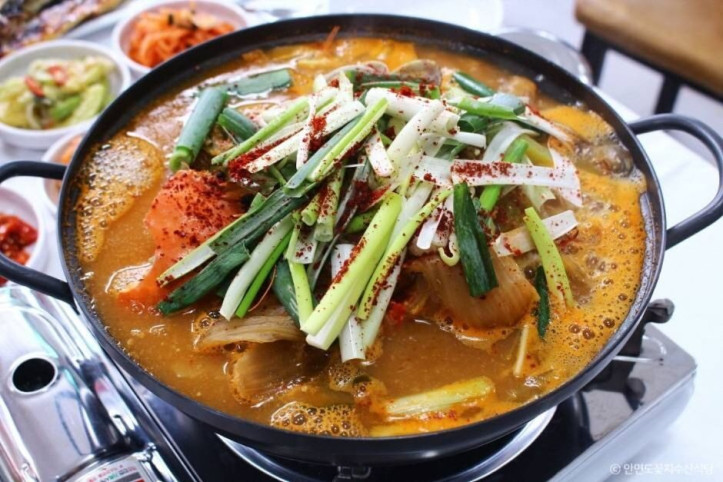 안면도_꽃지_수산식당_4_공공3유형.jpg